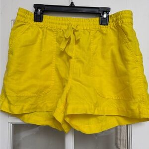 J. Crew Women’s Linen-like Yellow Shorts — size Small